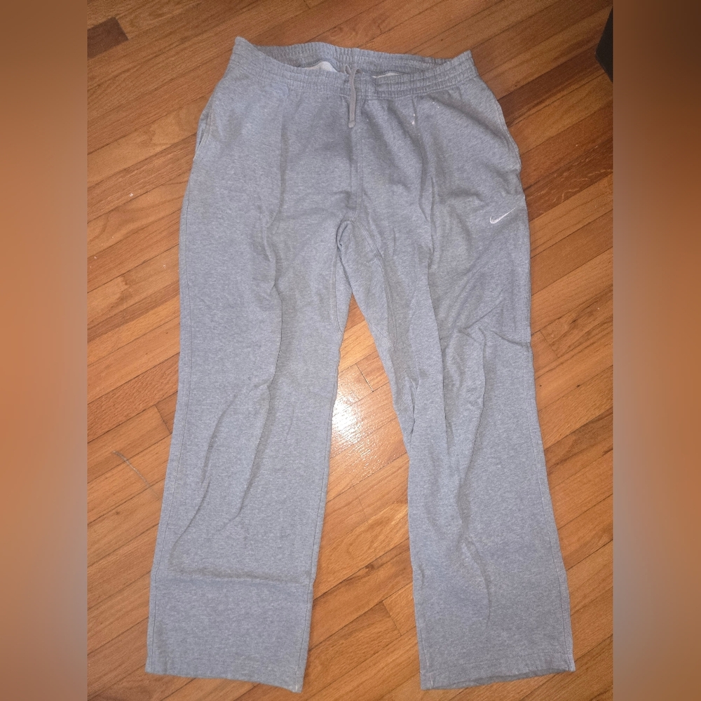 Gray Nike Sweatpants